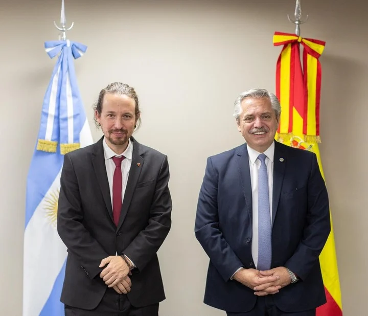 Fernández y Pablo Iglesias by gentileza
