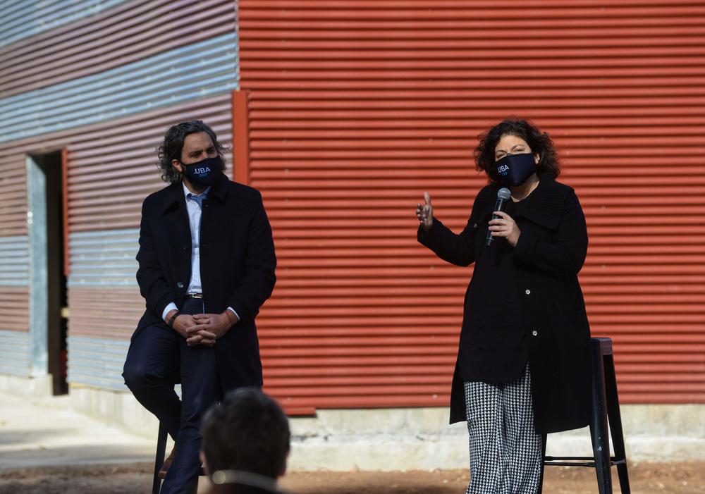 Carla Vizzotti y Santiago Cafiero en acto 11 06 2021