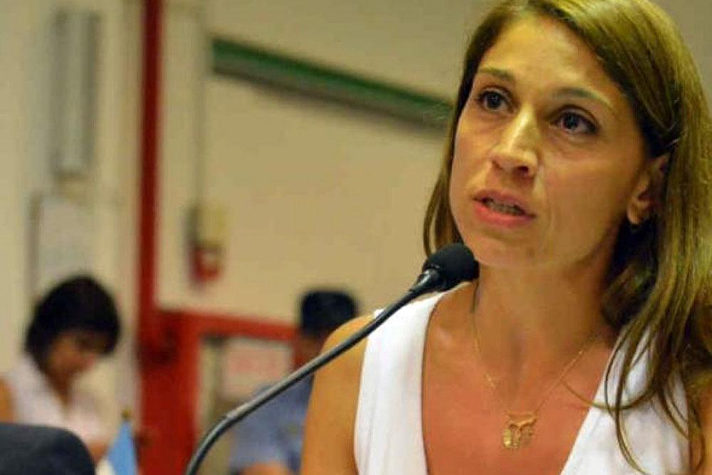 Victoria Flores