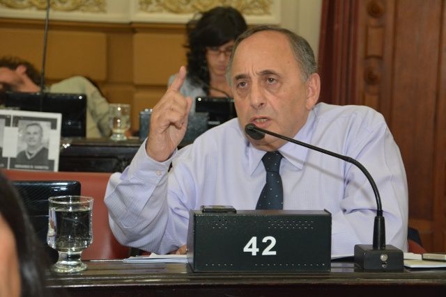 nicolas