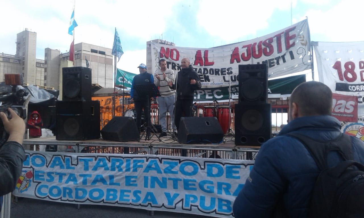 Peña trabajadores Minetti Moni Hernández LNM Peña trabajadores Minetti Moni Hernández LNM