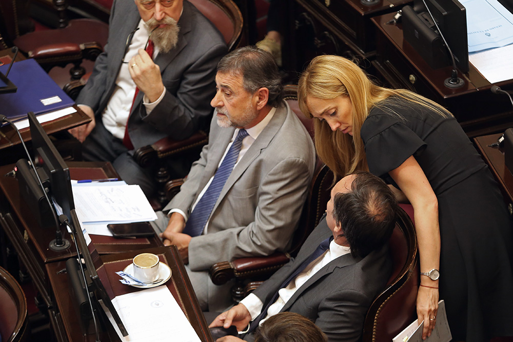 Alfredo Luenzo, Carlos Caserio, Anabel Fernandez Sagasti y Carlos Espinola