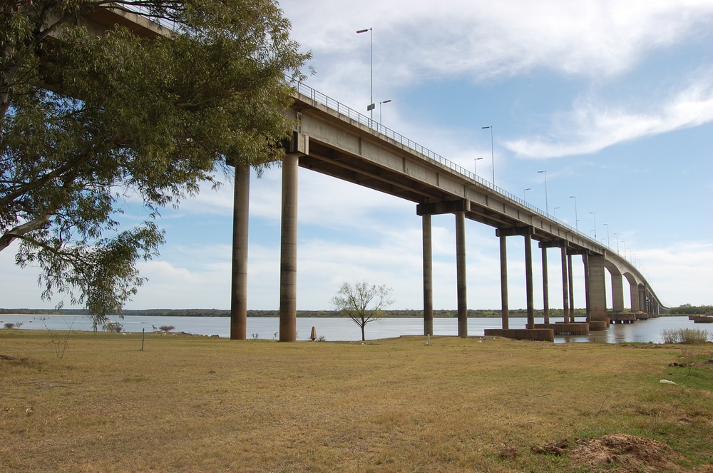Puente Internacional Artigas