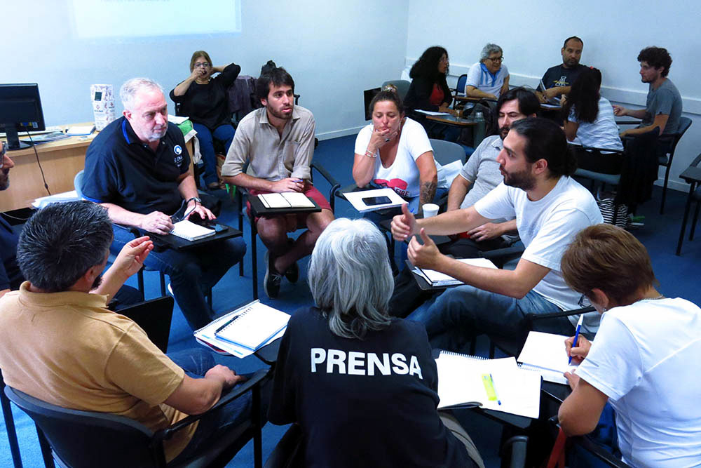 Encuentro de diarios cooperativos_02