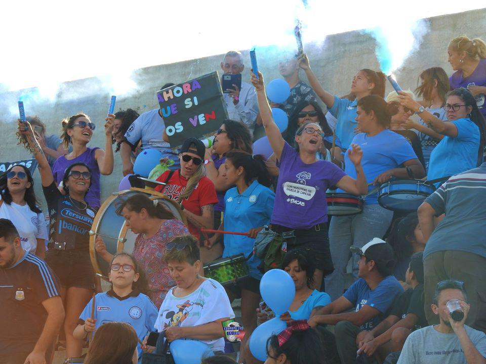 eb belgrano hinchas femenino 2