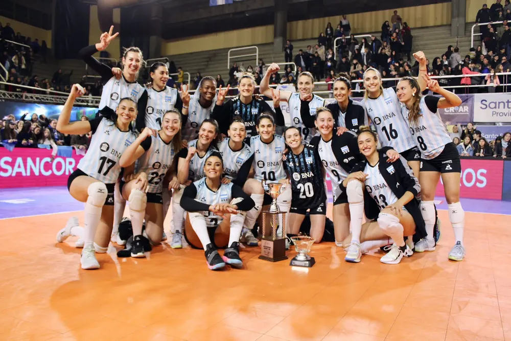 Las Panteras Selección Argentina de Voley (Twitter Voley_FeVA) 2