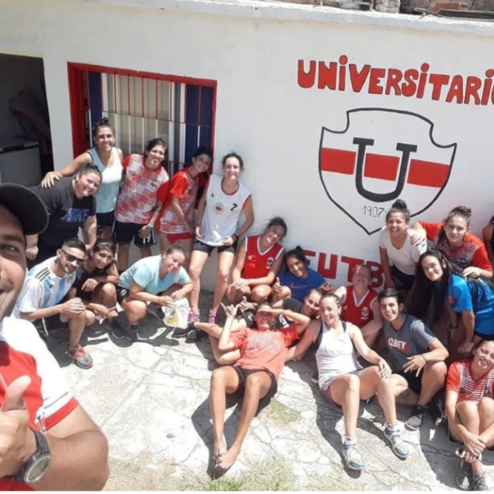 Universitario 