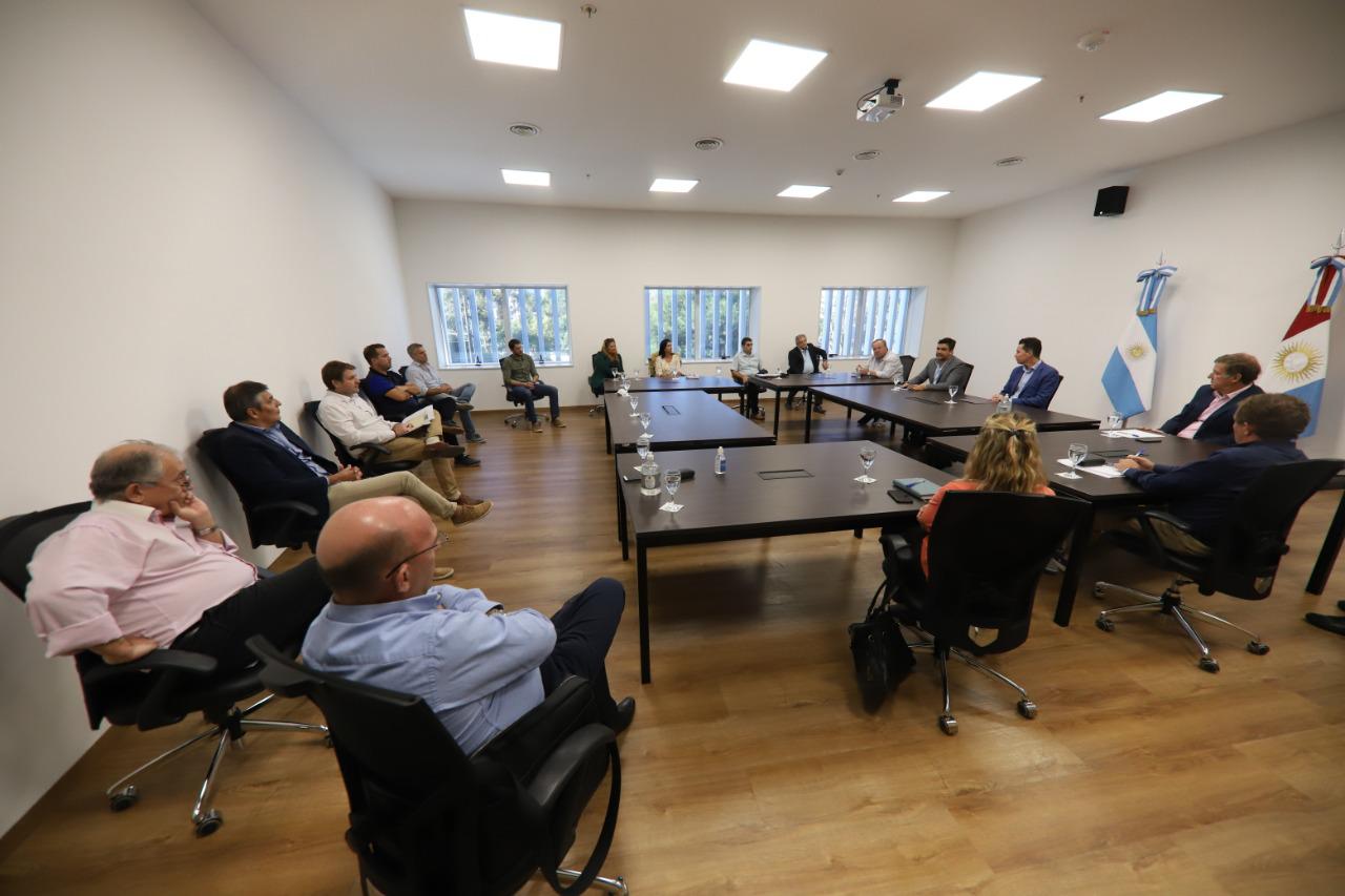 Reunión Calvo - Torres con opositores por coronavirus