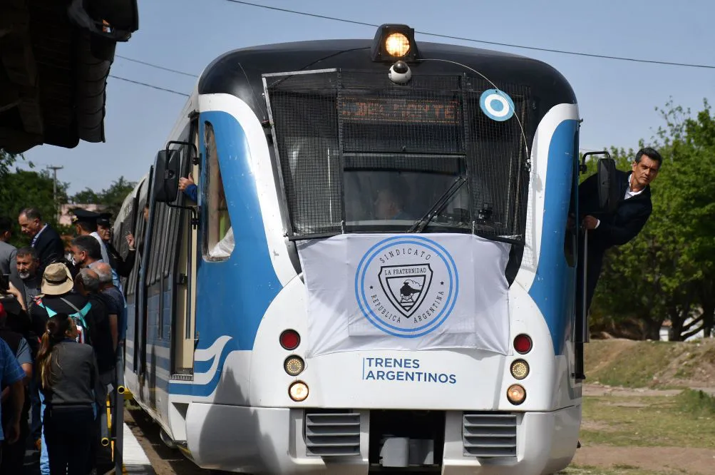 Tren a Capilla del Monte by Télam