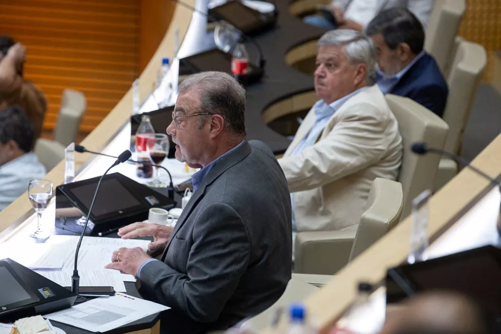 Unicameral 2