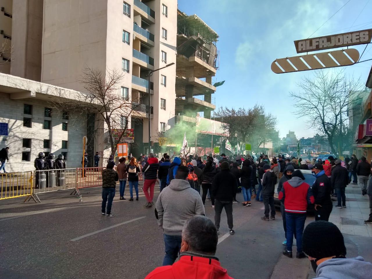 Suoem protesta por despidos by LNM