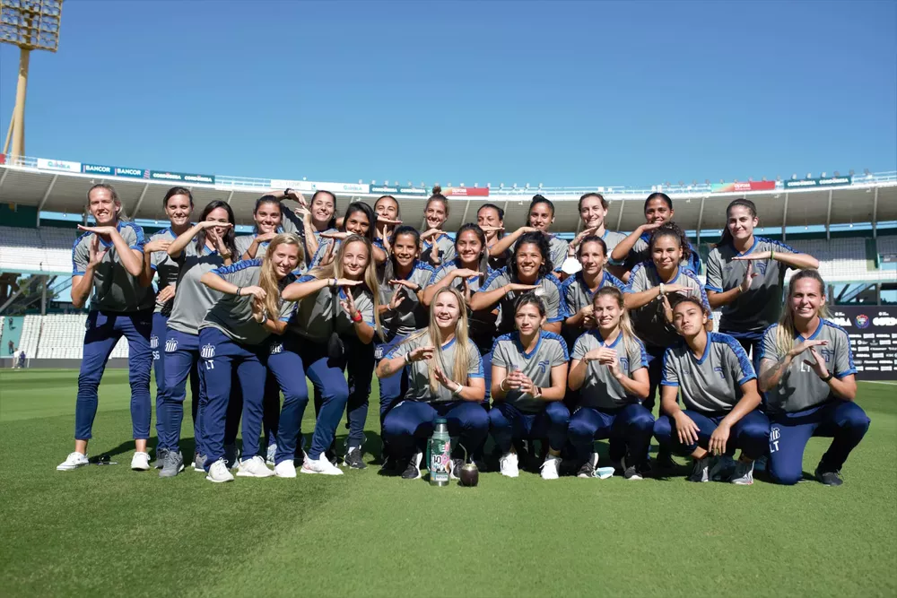 Fútbol Femenino AFA: Talleres visitó a Midland - Club Atlético Talleres