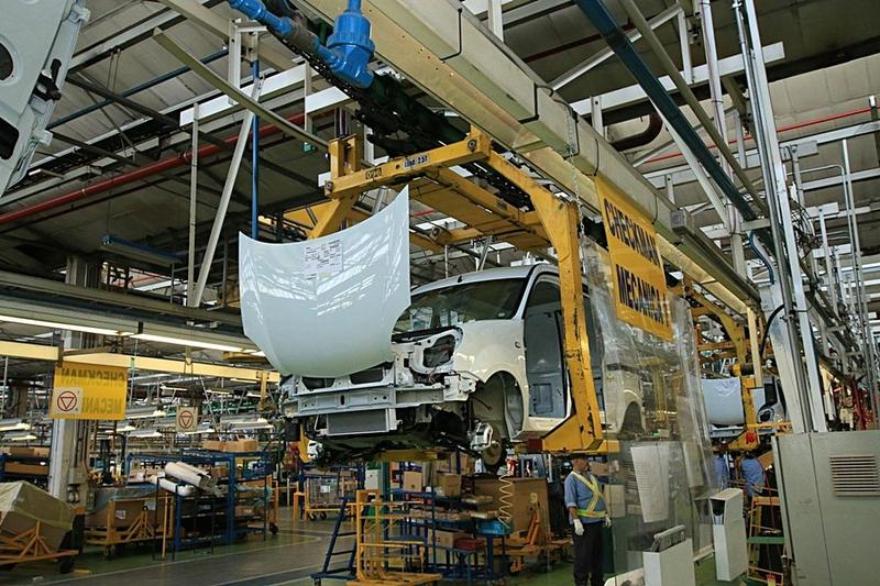 Renault incorporará 700 nuevos operarios a su planta Renault incorporará 700 nuevos operarios a su planta