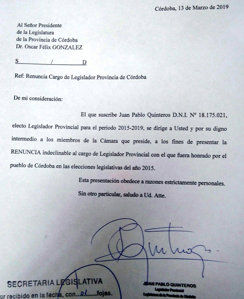 Renuncia Quinteros