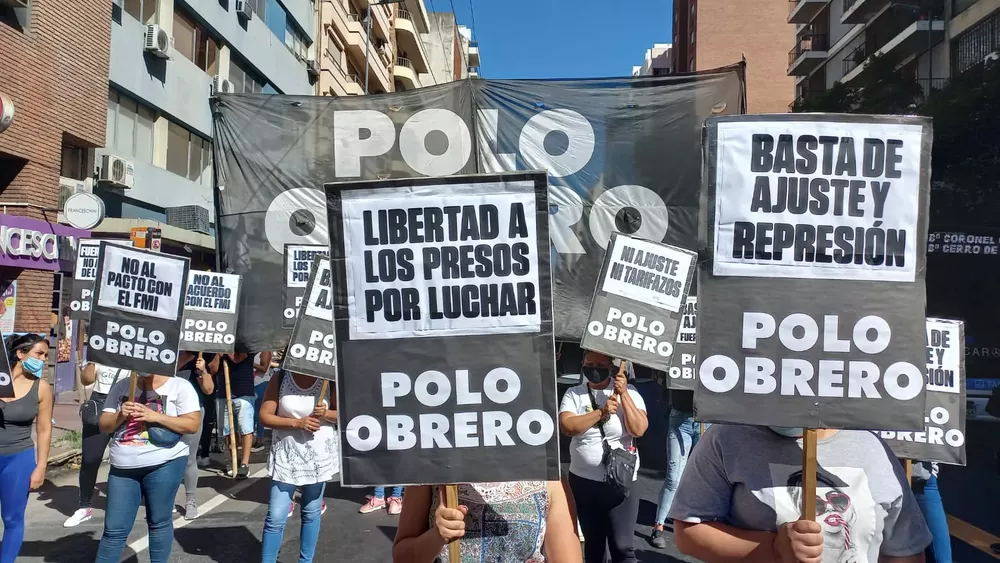 Protesta frente a la Casa de Jujuy 02