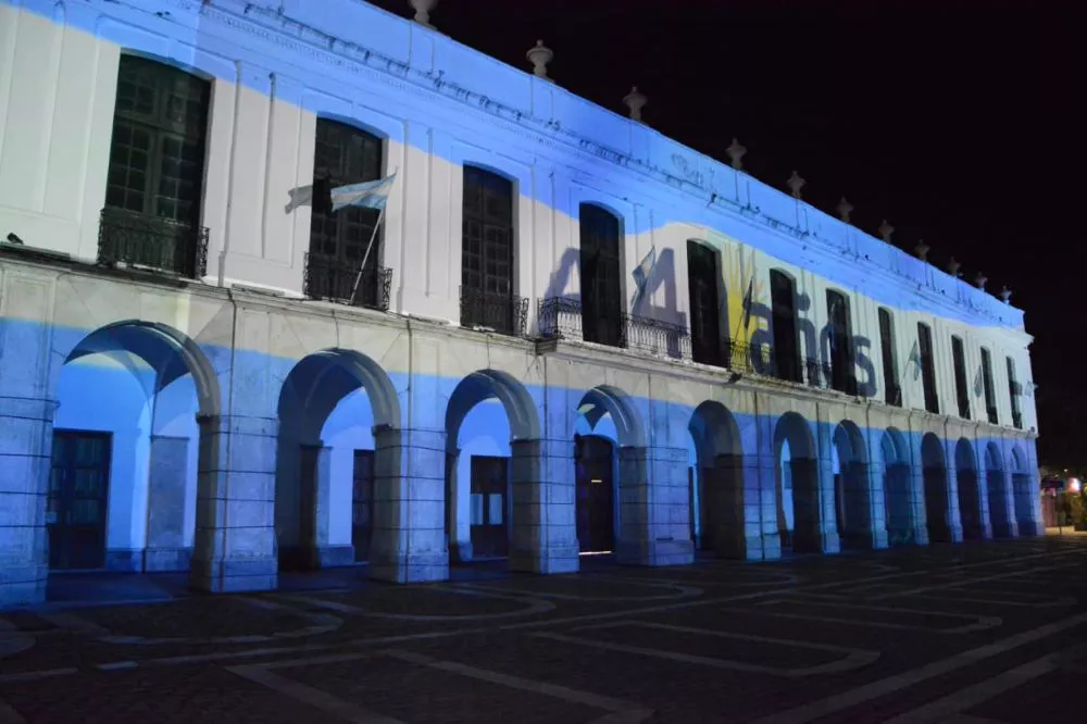 Cabildo iluminado by Municip Cba