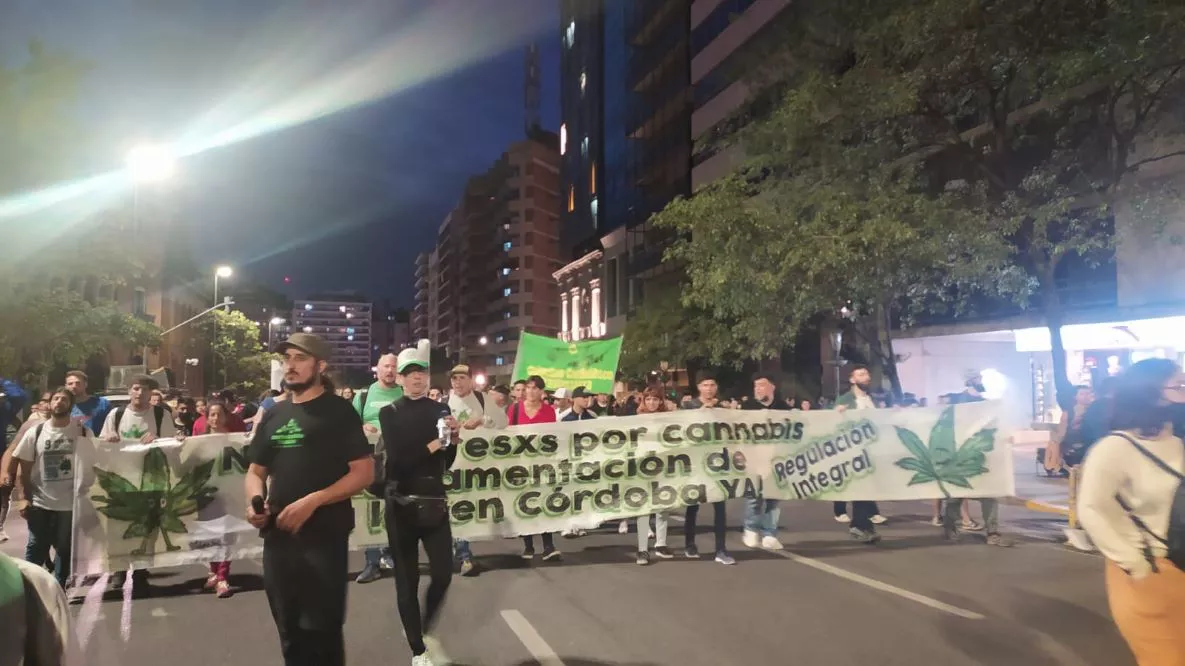 marcha marihuana 2 by L. Ceresole