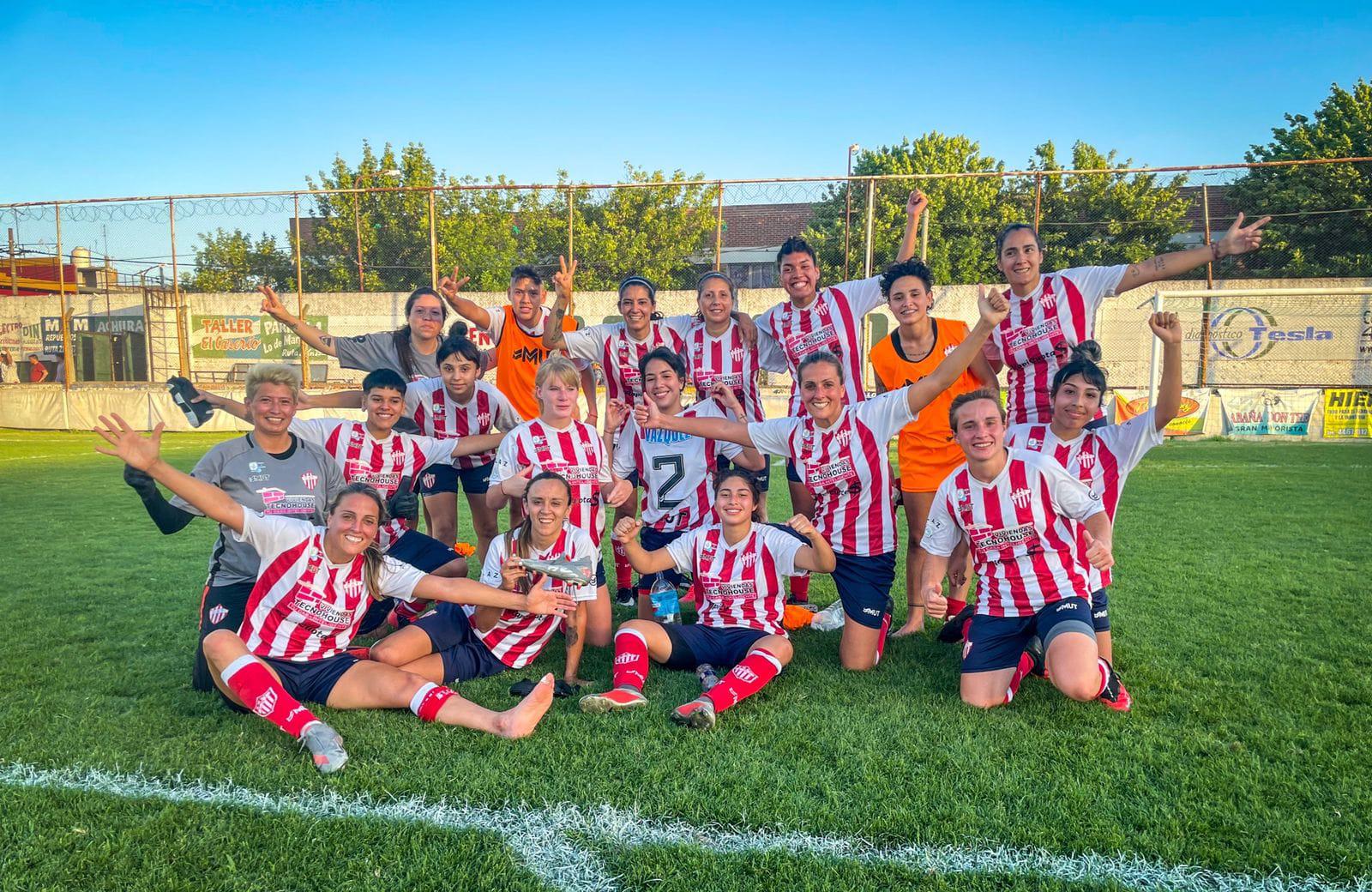 Fútbol femenino: Talleres de Remedios de Escalada, rival de