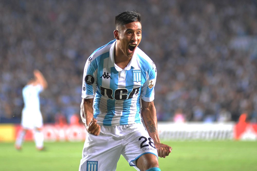 Superliga: Racing quiere su primer festejo ante Vélez