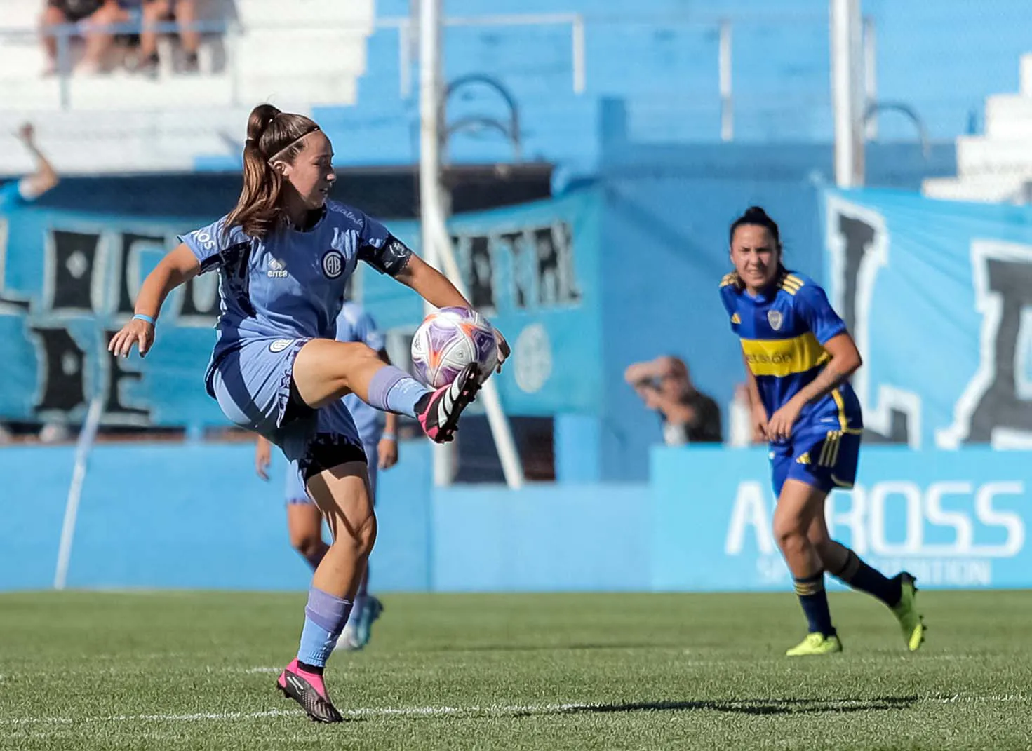 UAI Urquiza vence a Boca y se ubica primera en la Primera División  Argentina - Fémina Fútbol