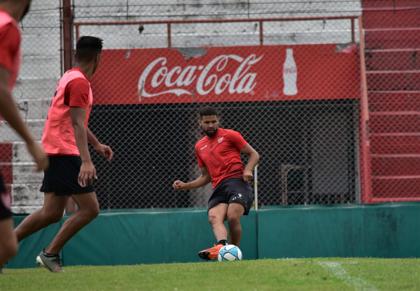 El mediocampista Nicolás Watson jugará en el fútbol brasilero