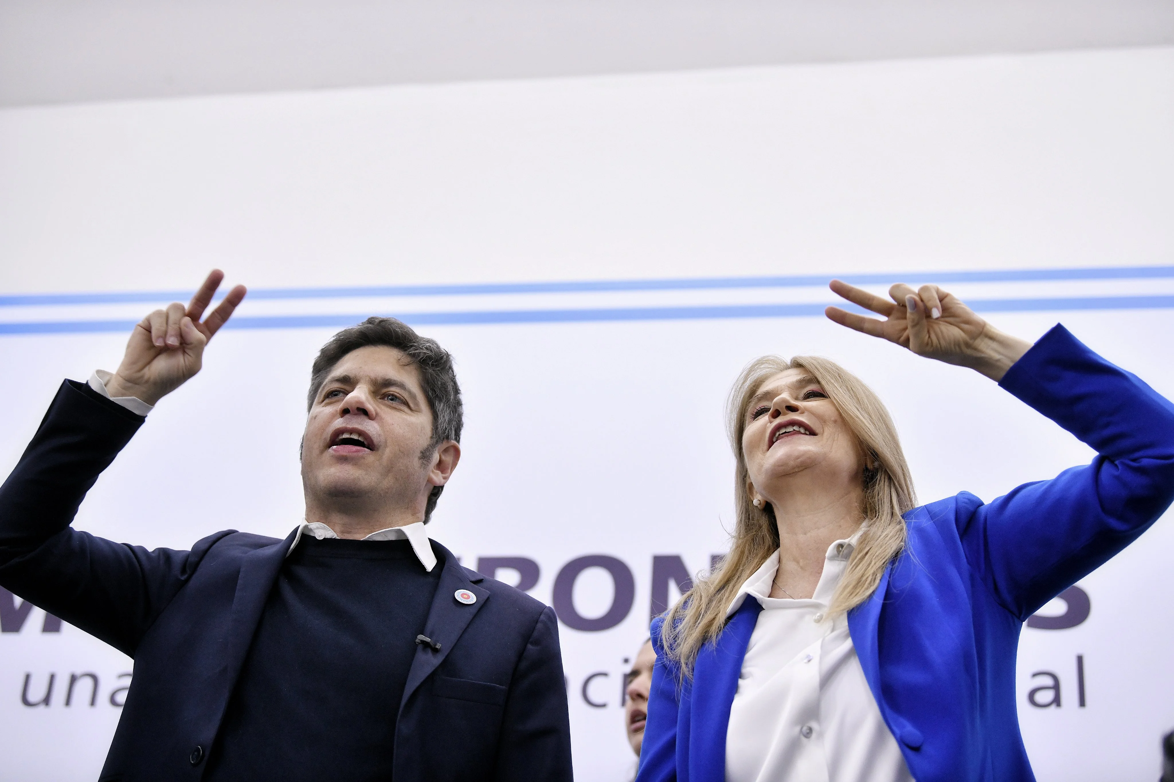 "No debemos someternos a lo que dicten las potencias extranjeras", dijo Axel Kicillof thumbnail