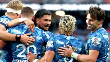 Histórica victoria en la noche del sábado y bajo la lluvia, de los Blues sobre Chiefs en Hamilton tras nueve años