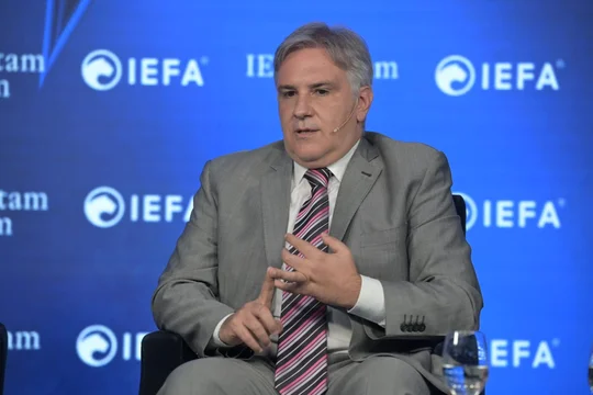 Martín Llaryora en el Latam Forum (NA)