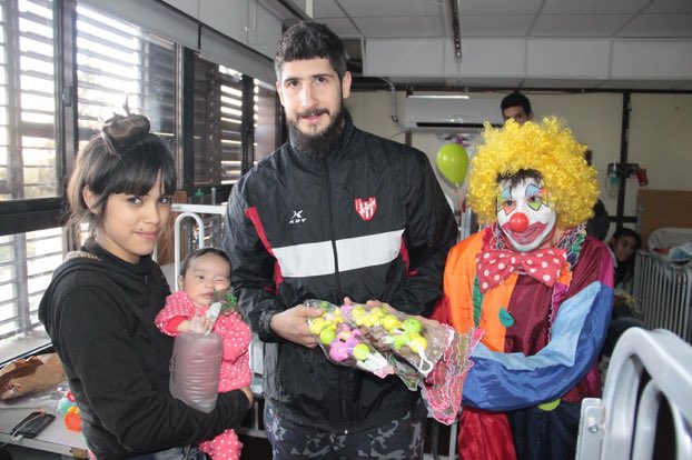 Día del niño: en el amistoso de Instituto se recolectarán juguetes