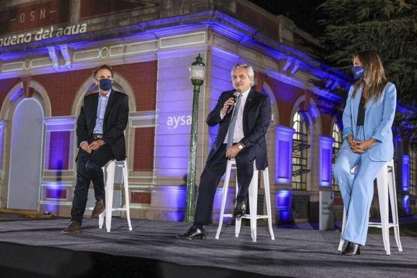 Katopodis Alberto Fernandez y Malena Galmarini en Aysa