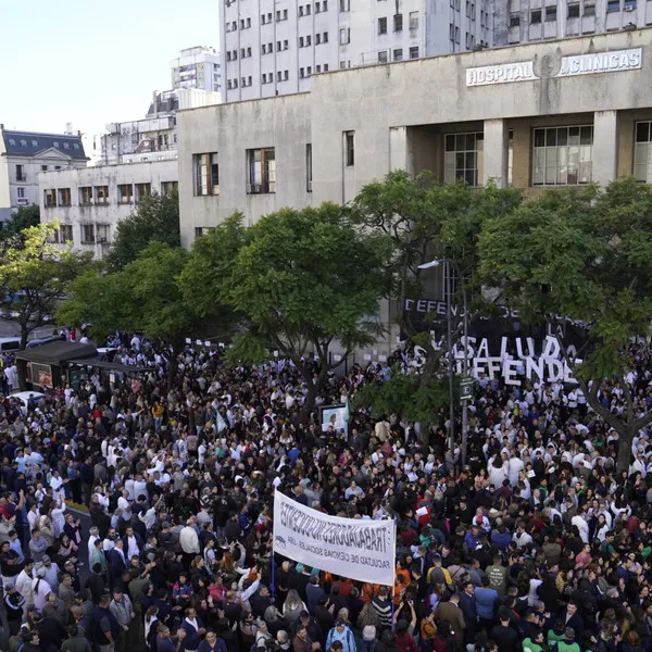 marcha por la universidad by gentileza diario publicable
