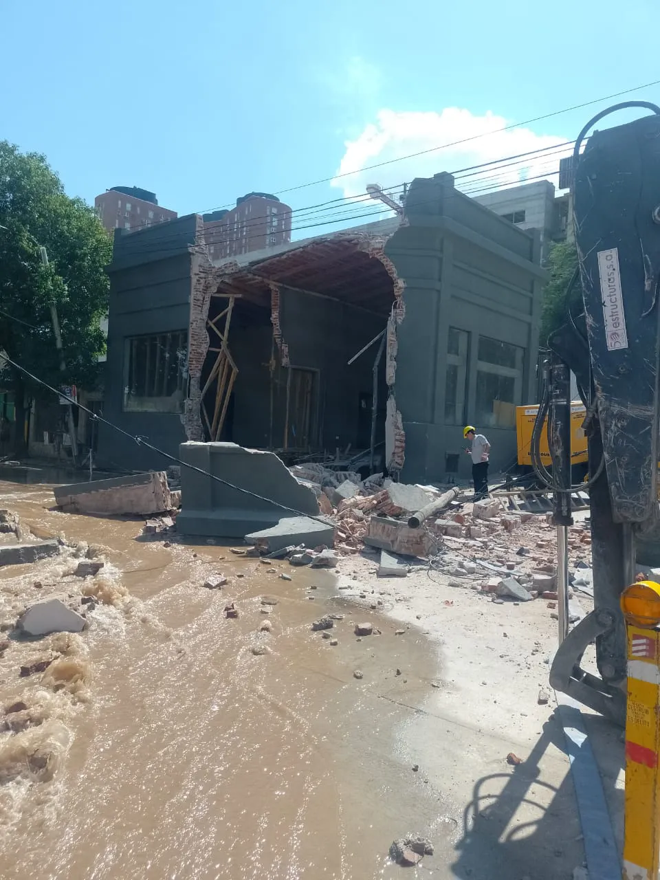 Derrumbe en Córdoba (Policía) 1