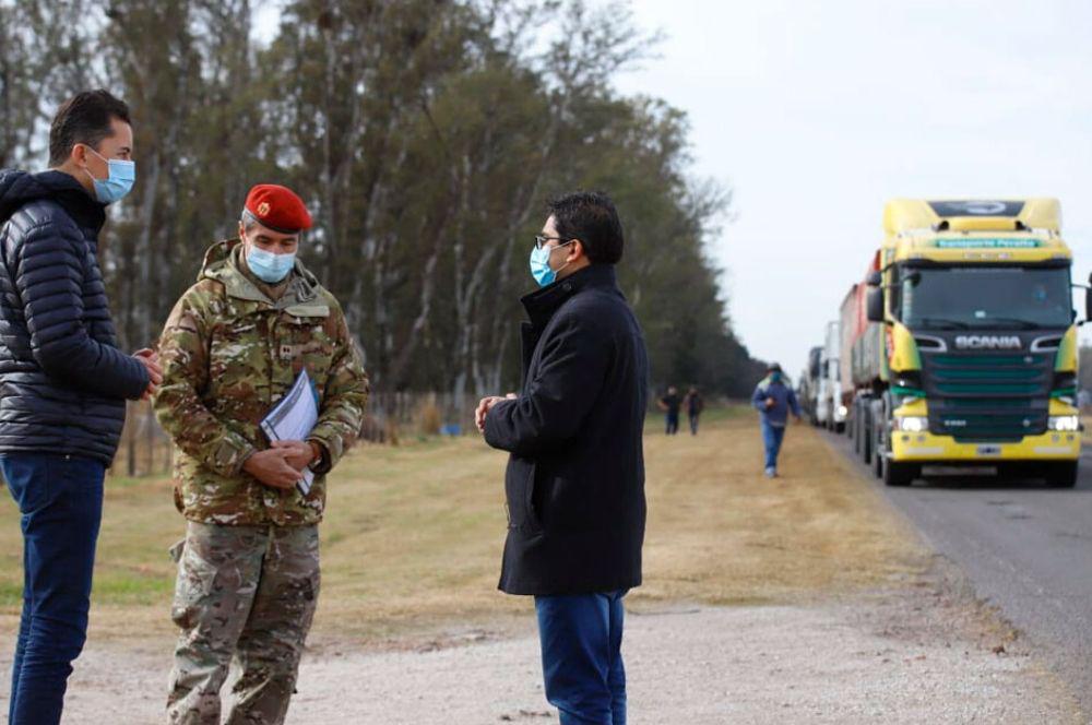Calvo y Cardozo en la Ruta 9 Gobierno de la Provincia