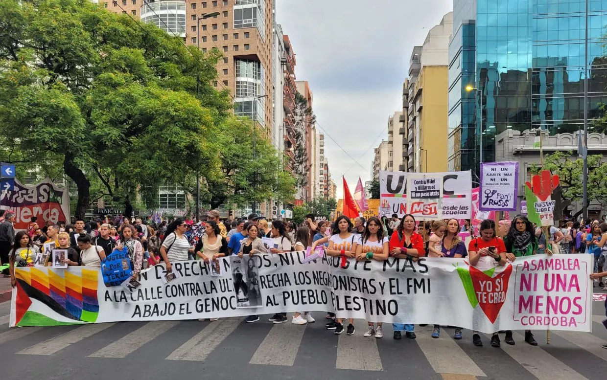 ni un derecho menos cintia frencia