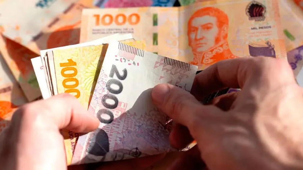 Billetes (foto Gentileza)