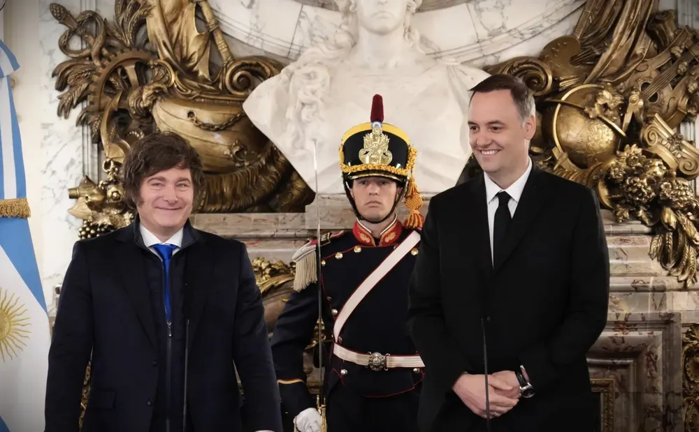 Javier Milei con Manuel Adorni (X de Javier Milei)