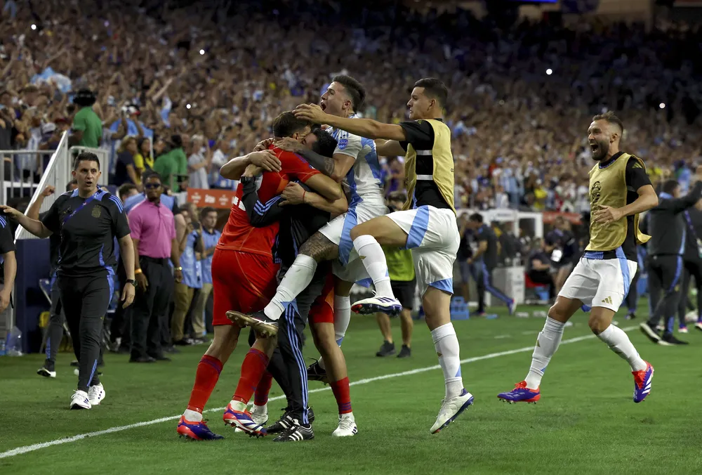 Selección Argentina festeja el pase a semifinales de la Copa América (NA)
