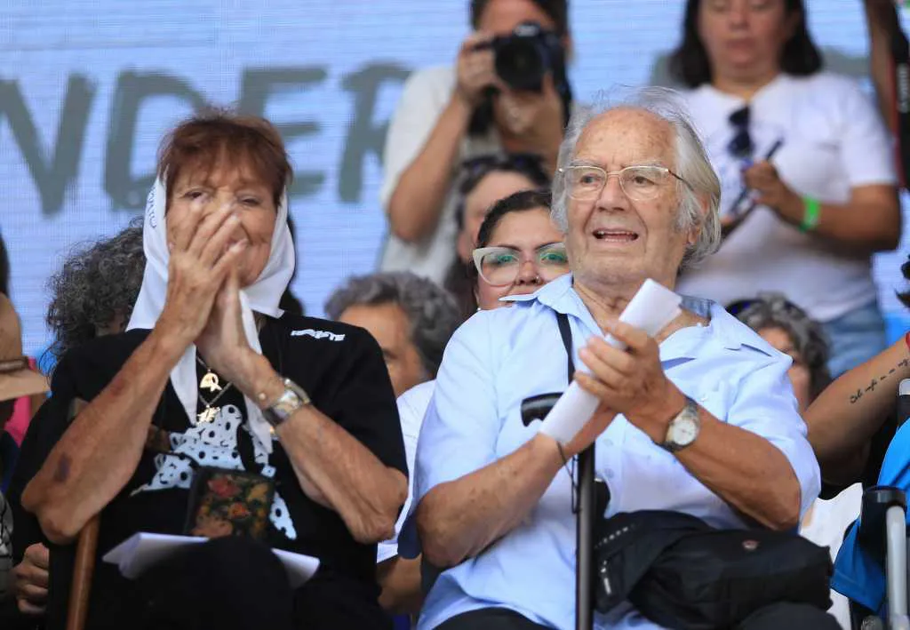 Perez Esquivel y Taty Almeida NA