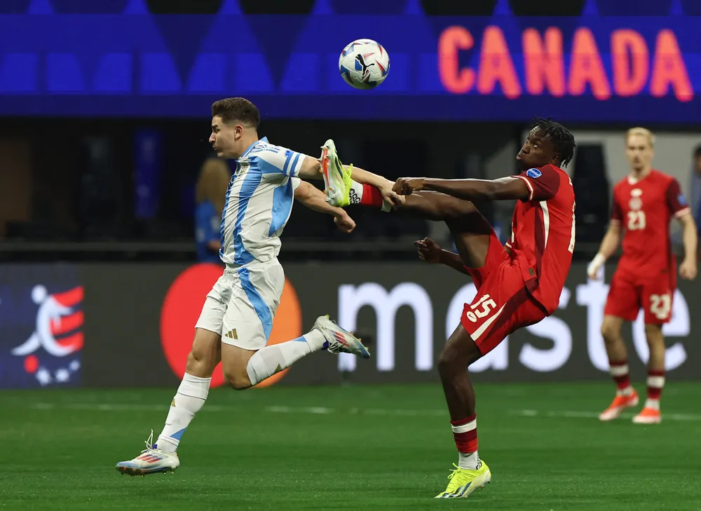 Bombito, jugador de Canadá (Reuters NA)