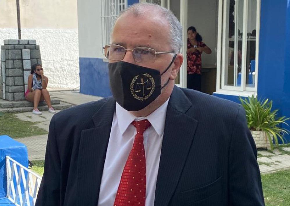 jure defensor de femicidas