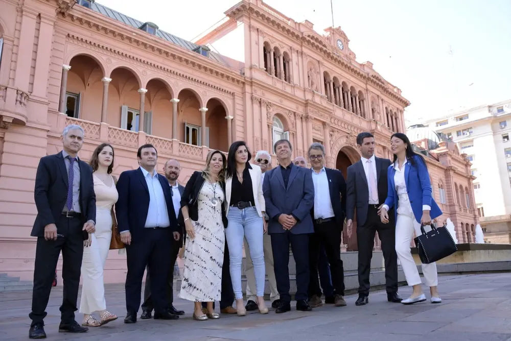 Diputados libertarios se aprestan a reunirse con Javier Milei (NA)