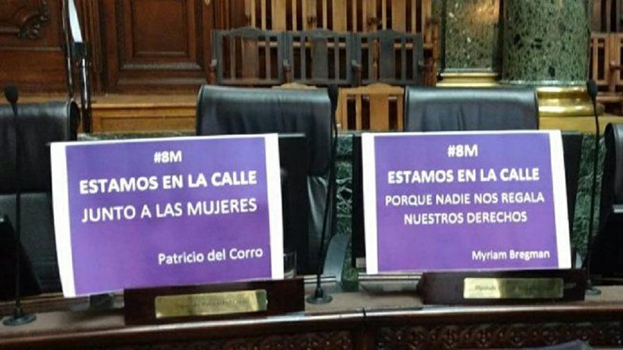 PARO DE MUJERES Congreso