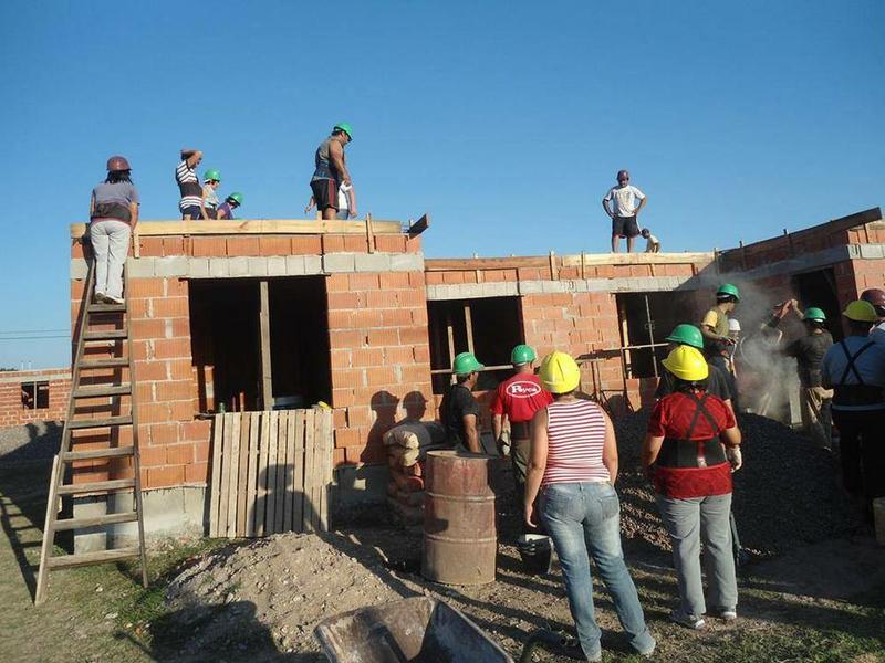 FOTO VIVIENDAS CARITAS 1