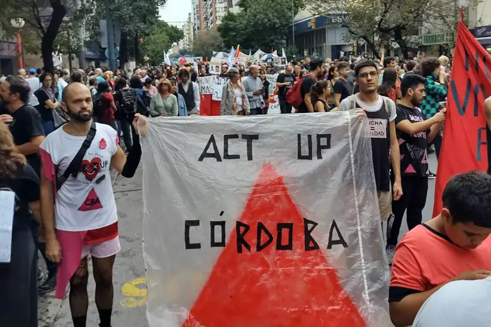 Act Up00002