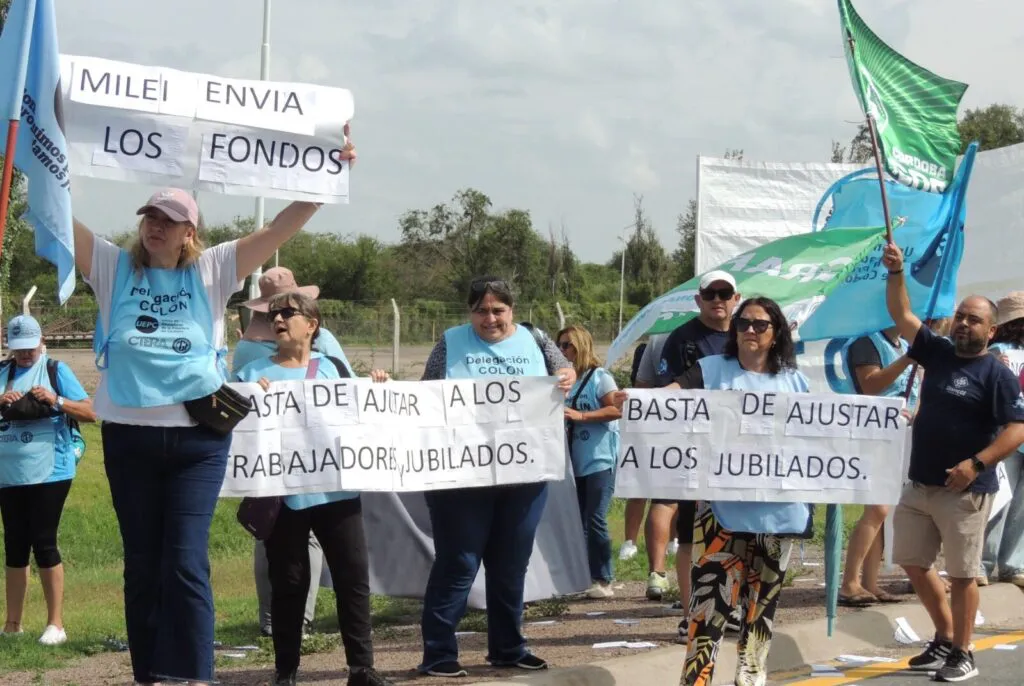Protesta por la Caja de Jubilaciones (UEPC)