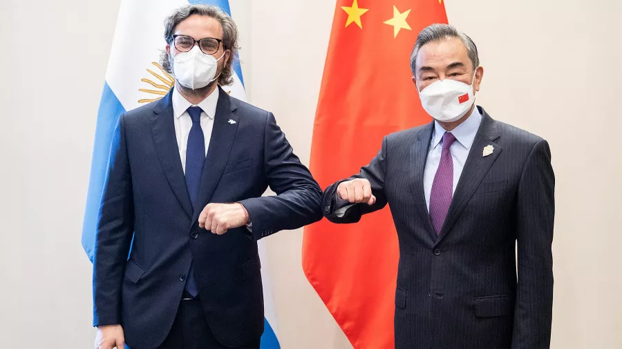 Cafiero con el Conciller chino by télam