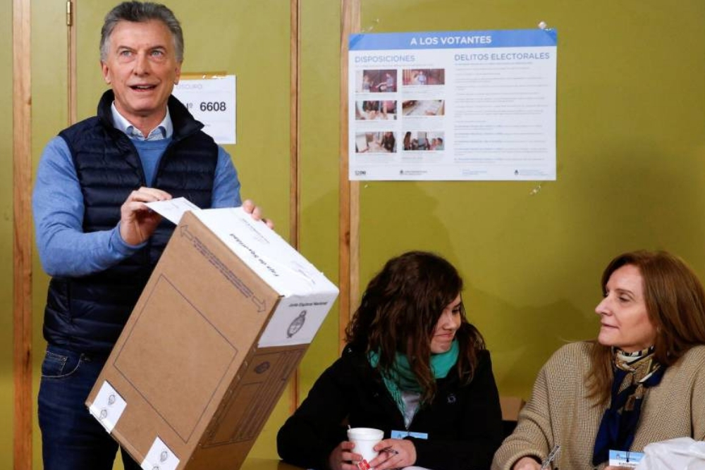 Macri vota gentileza