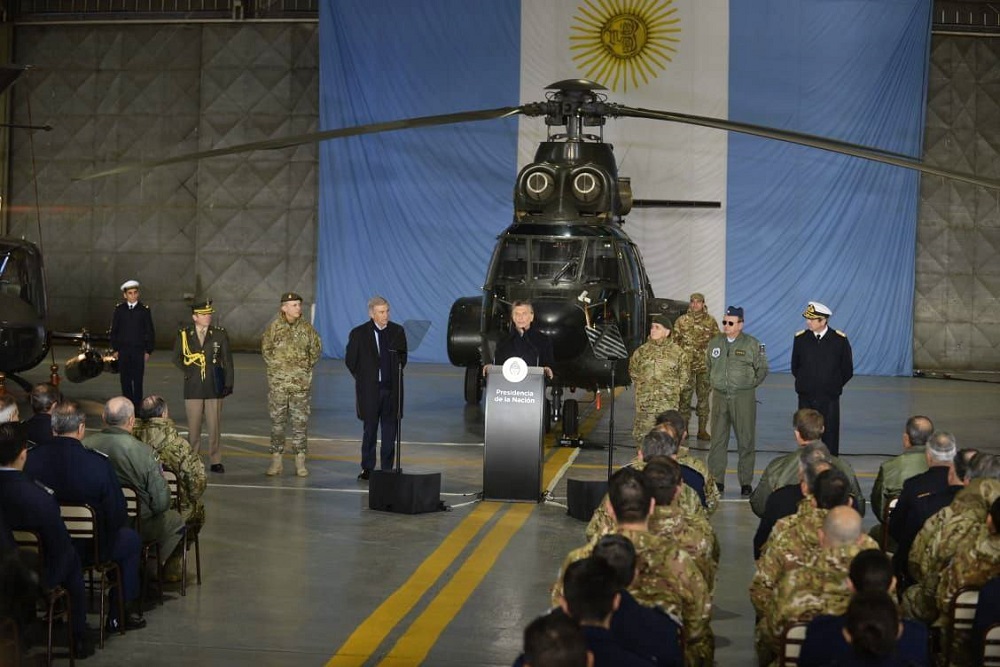 anuncio FFAA Macri by prensa min defensa