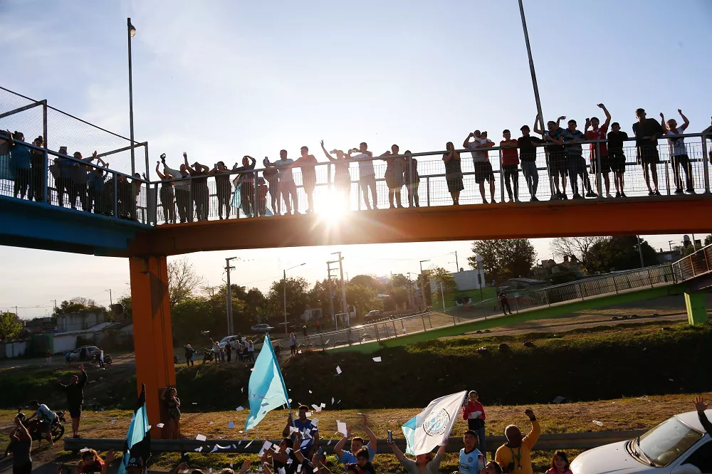 marcha de hinchas de belgrano