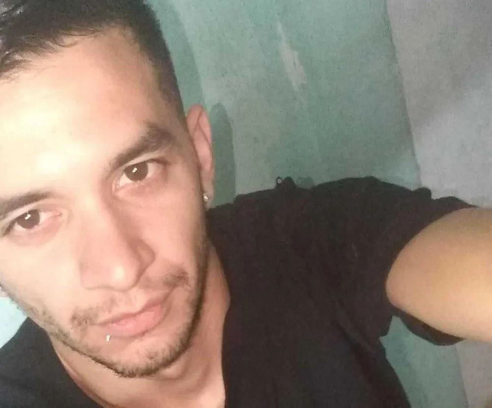 Joven desaparecido by MPF